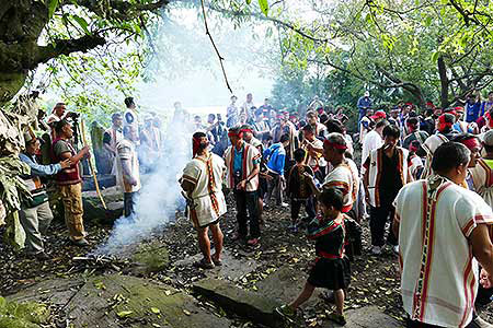 布農族射耳祭槍祭、射耳儀式